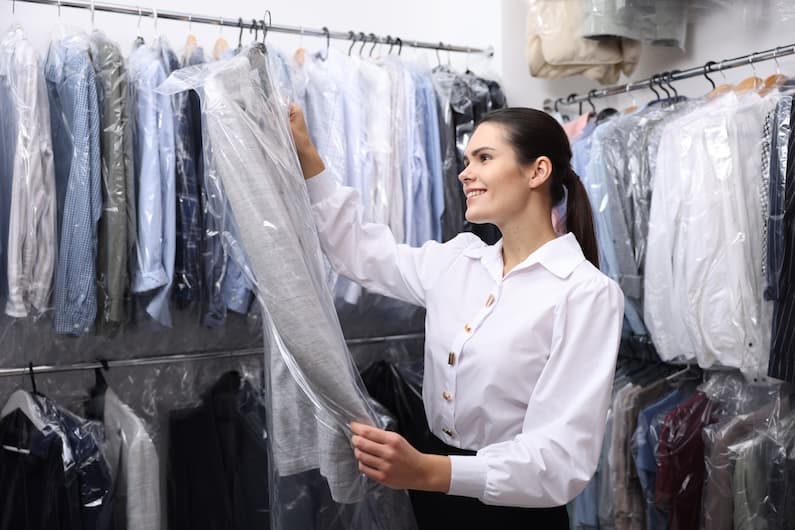 For hotels, restaurants, clinics, salons, gyms, guest houses, event companies and hospitality-focused businesses, laundry is more than a back-end function — it is part of your brand image. Crisp linens, spotless towels, well-pressed uniforms, and hygienically processed fabrics create a strong first impression and silently communicate professionalism, care, and quality.
