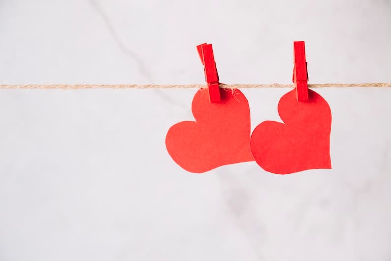 The Perfect Valentine’s Day: Fresh, Crisp, and Romantic with Laundra Moon