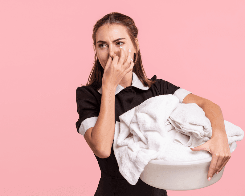 How to Remove Musty Smell from Clothes Without Washing