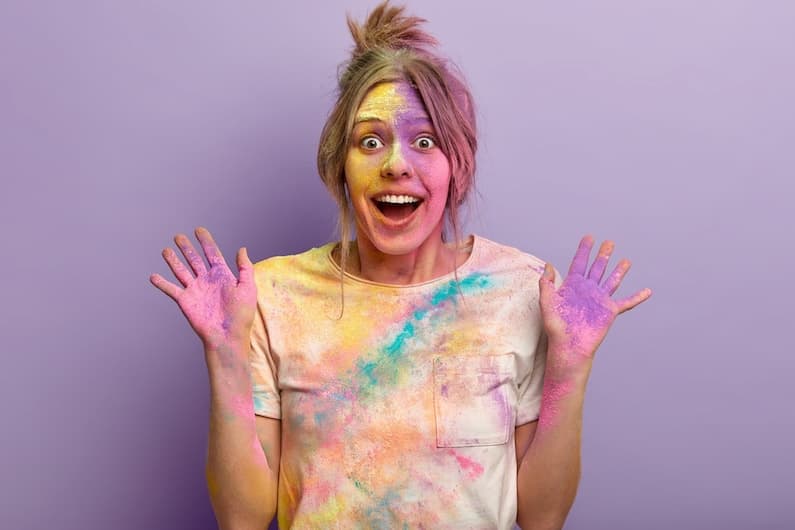 Easy Ways to Get Holi Colours Off Your Clothes – A Complete Guide