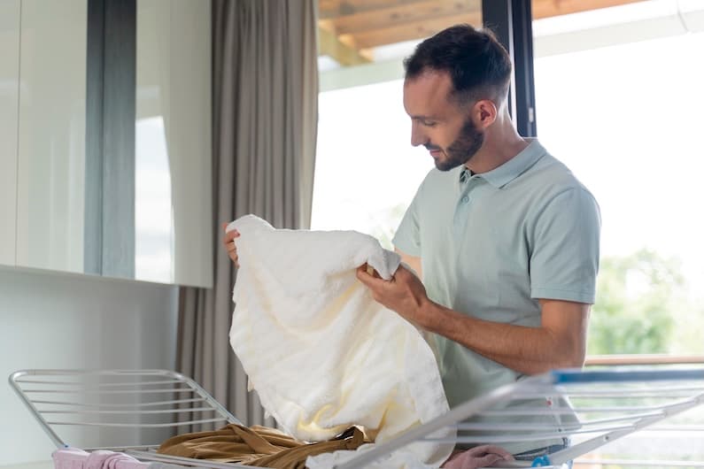 What Laundry Options Are Available in London for Travelers?